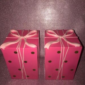 💗 2 Pink presents  decor w / Gold Polka Dots